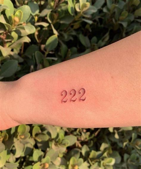 222 tattoo|222 Tattoo Meaning: Exploring the Deep Symbolism。